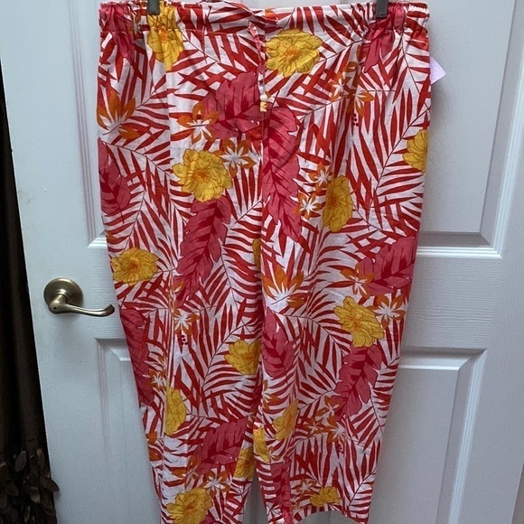 Z womens Sun Bay casual comfy floral plus size capris size 3X.  EUC - Picture 1 of 4